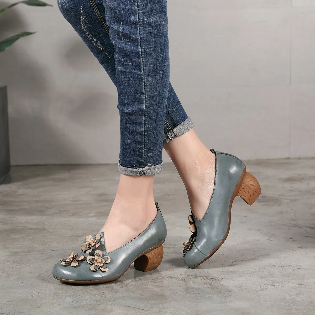 Calf Leather Pumps Handmade Stacked Heel Ankle Shoes Flower Decoration Loafers Khaki/Gray-Blue