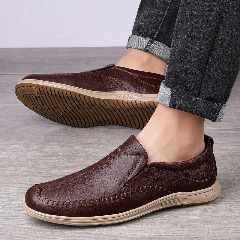 GO159 Men's Casual Leather Loafers: Fashionable Outdoor Flats Shoes