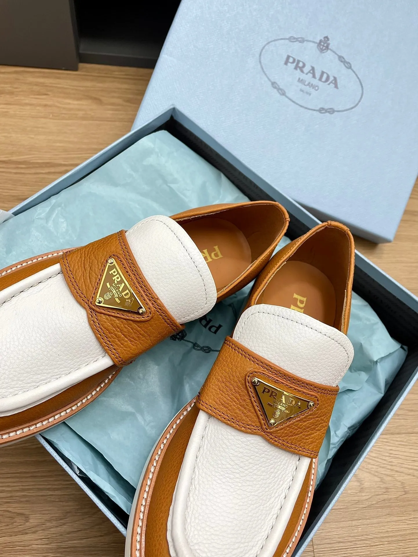 PRA CHOCOLATE LOAFERS WHITE AND BRONZE CALFSKIN