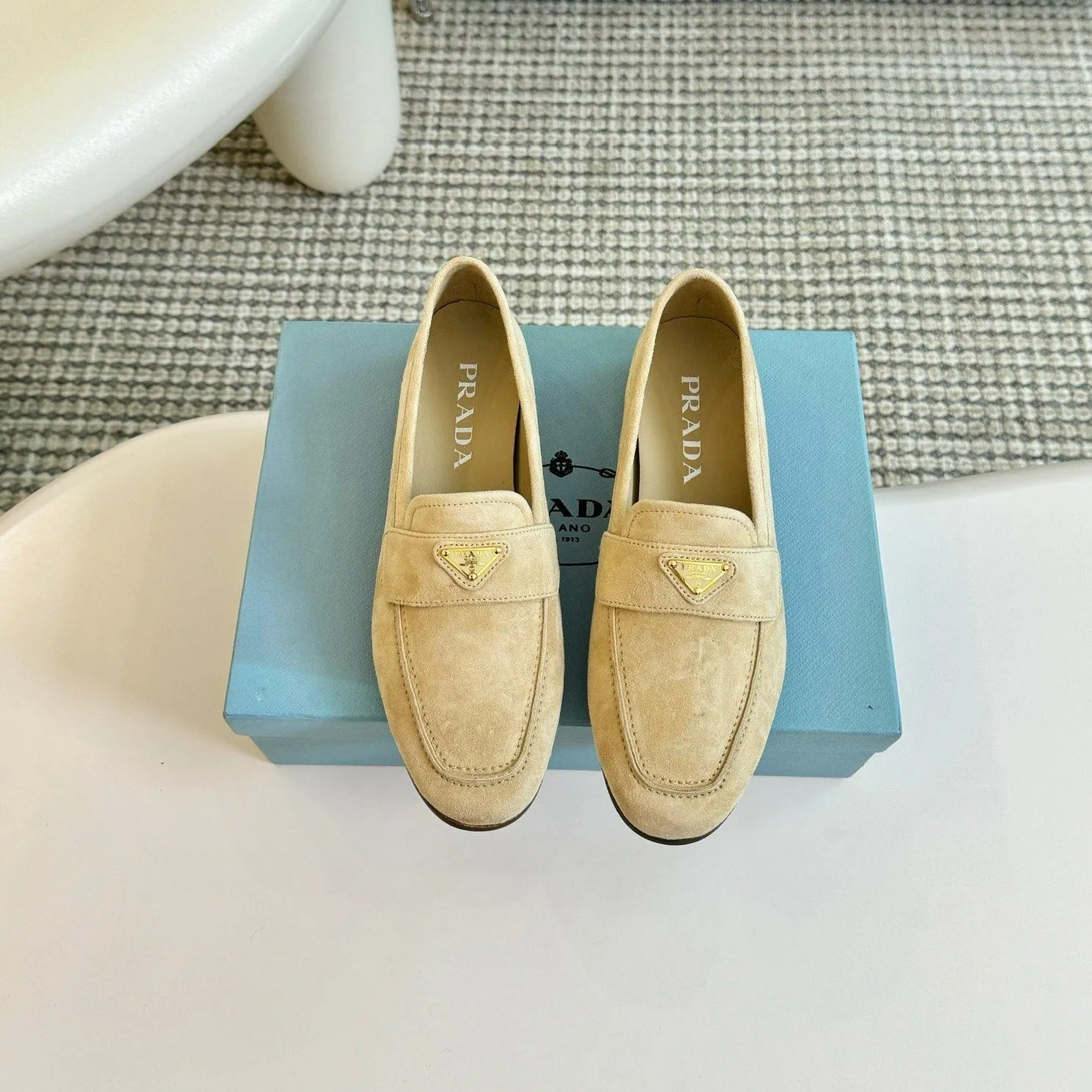 PRA SUEDE LOAFERS FLAX CALFSKIN