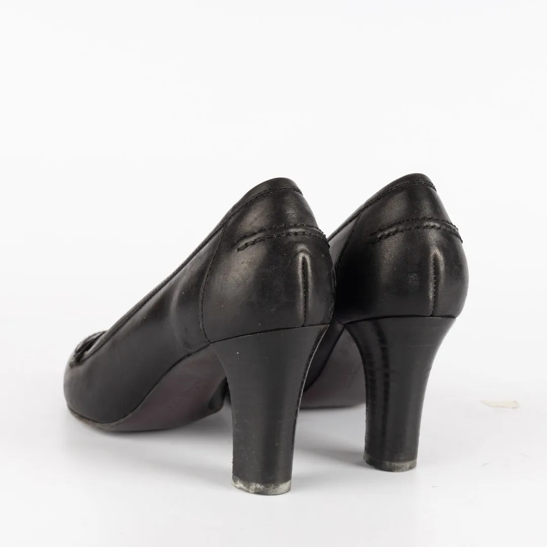 Salvatore Ferragamo Black Leather Loafer Pumps