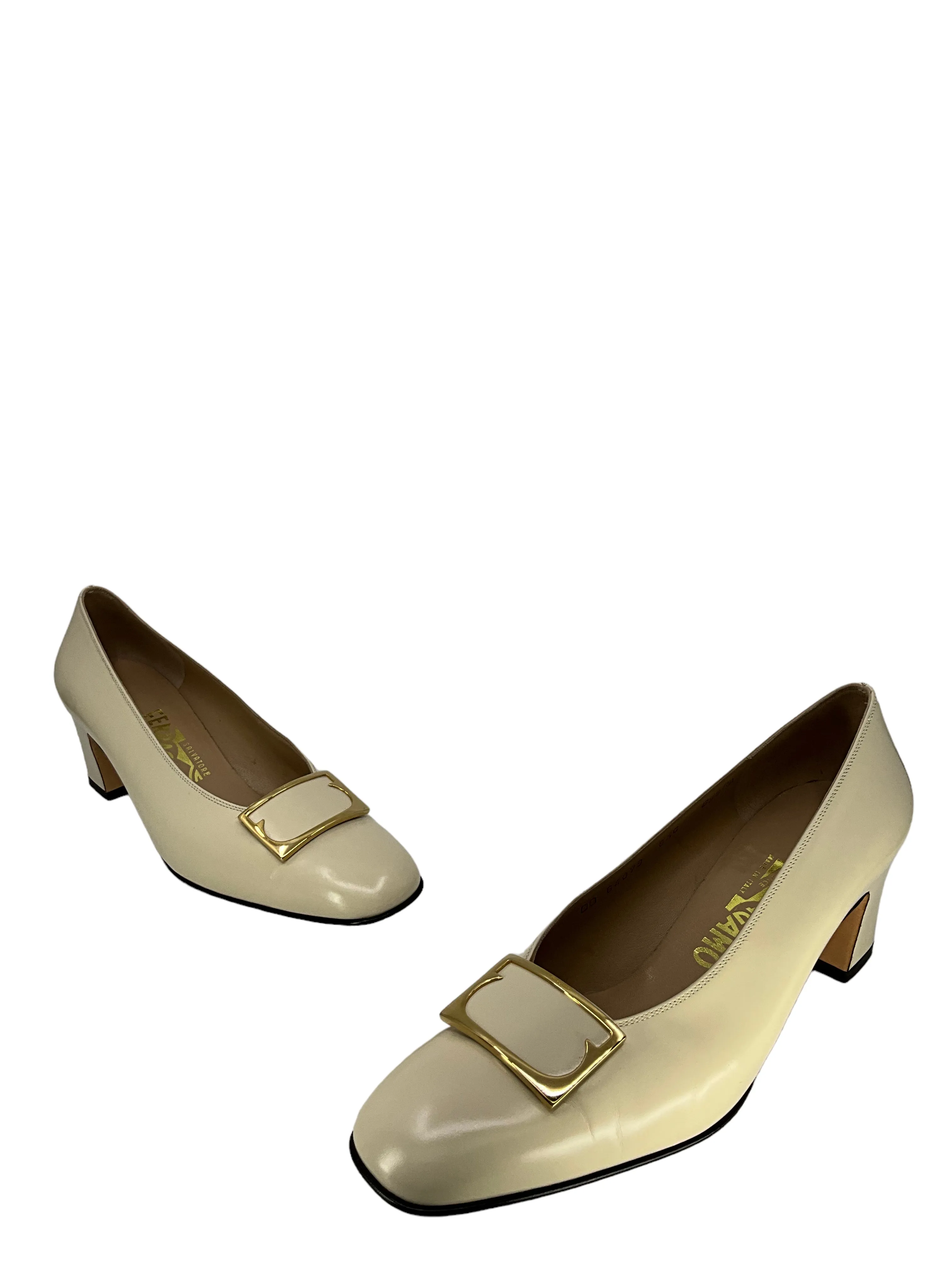 Salvatore Ferragamo Ivory And Gold Pumps Size 8.5