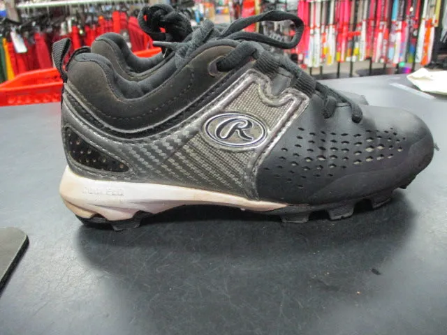 Used Rawlings Youth Size 12 Baseball Cleats